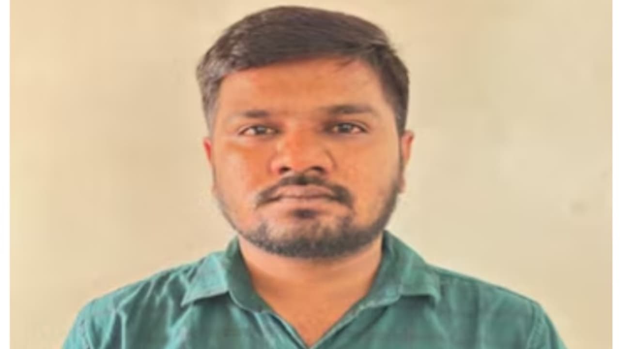 മാട്രിമോണി വെബ്സൈറ്റുകൾ വഴി പരിചയപ്പെട്ട എട്ട് സ്ത്രീകളെ കബളിപ്പിച്ചു; എല്ലാവരിൽ നിന്നുമായി വാങ്ങിയത് 62 ലക്ഷം