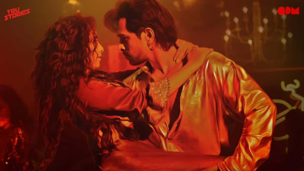 'ഗന്ധര്‍വ്വ ഗാനം' പുറത്ത്: 'റൈഫിള്‍ ക്ലബി'ലെ ആദ്യ ഗാനം എത്തി