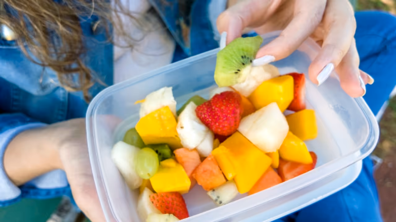 ആന്‍റിഓക്സിഡന്‍റുകള്‍ ലഭിക്കാന്‍ ഡയറ്റില്‍ ഉള്‍പ്പെടുത്തേണ്ട പഴങ്ങള്‍ 