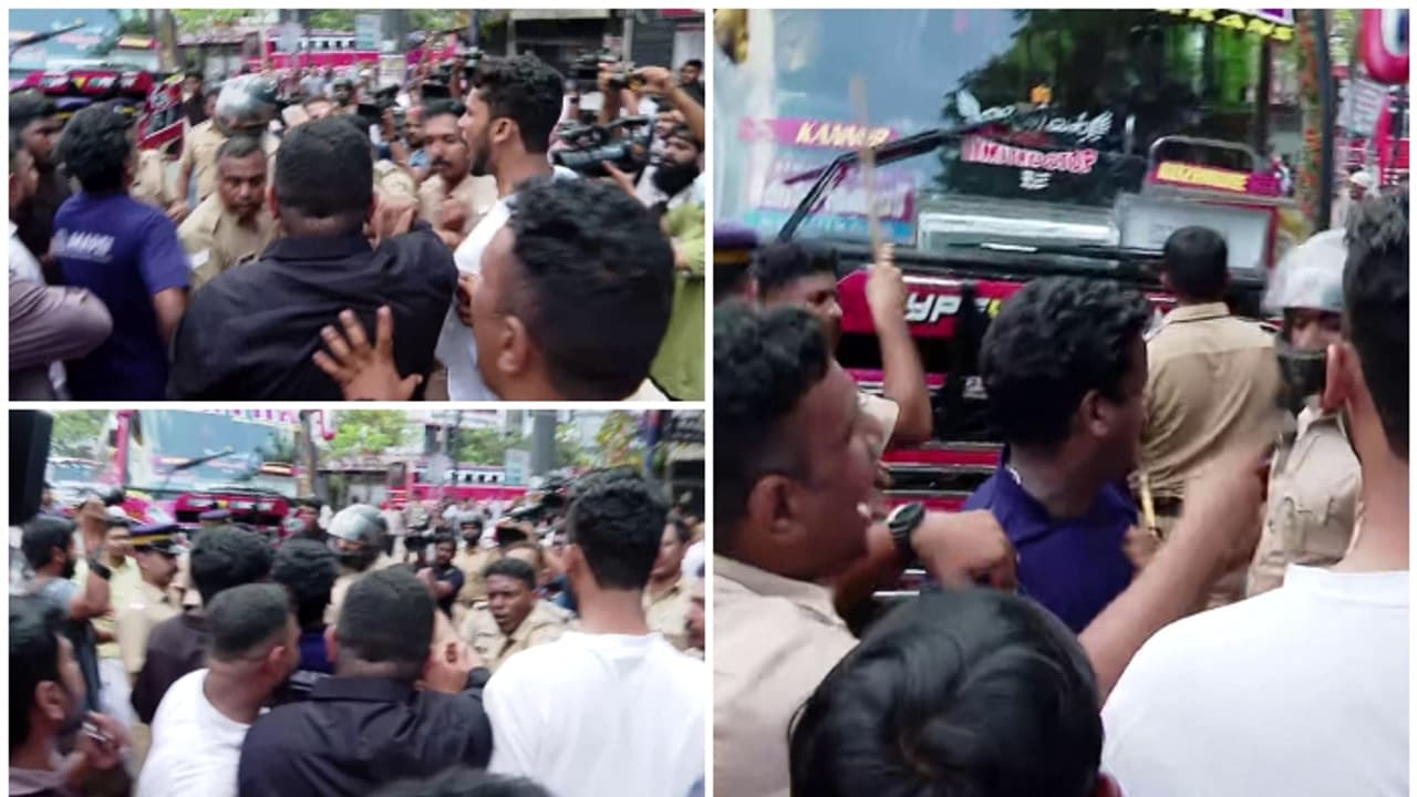 കോഴിക്കോട്ട് ഹർത്താലിനിടെ ബസുകൾ തടഞ്ഞു, കടകൾ നിർബന്ധിച്ച് അടപ്പിച്ച് കോൺഗ്രസ് പ്രവർത്തകർ, നഗരത്തിൽ സംഘർഷാവസ്ഥ കോഴിക്കോട്ട് ഹർത്താലിനിടെ ബസുകൾ തടഞ്ഞു, കടകൾ നിർബന്ധിച്ച് അടപ്പിച്ച് കോൺഗ്രസ് പ്രവർത്തകർ, നഗരത്തിൽ സംഘർഷാവസ്ഥ