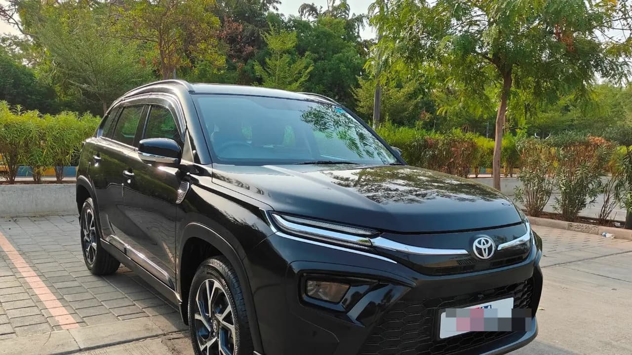 1 ಲಕ್ಷ ಕಾರು ಮಾರಾಟ, ಹೊಸ ದಾಖಲೆ ಬರೆದ ಟೊಯೋಟಾ ಅರ್ಬನ್ ಕ್ರೂಸರ್ ಹೈರೈಡರ್! 1 ಲಕ್ಷ ಕಾರು ಮಾರಾಟ, ಹೊಸ ದಾಖಲೆ ಬರೆದ ಟೊಯೋಟಾ ಅರ್ಬನ್ ಕ್ರೂಸರ್ ಹೈರೈಡರ್!