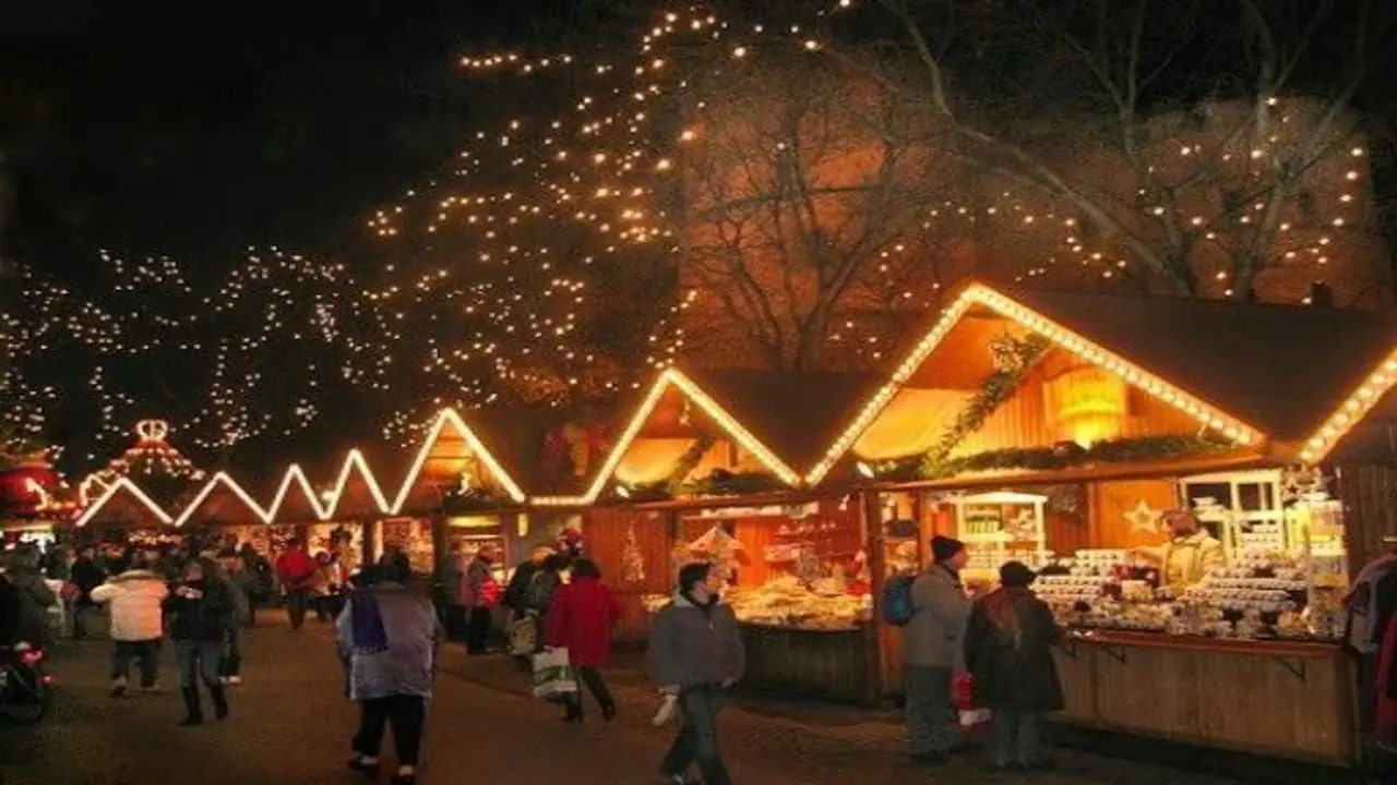 Shimla to Mumbai: Top 5 destinations in India for magical Christmas celebrations Shimla to Mumbai: Top 5 destinations in India for magical Christmas celebrations