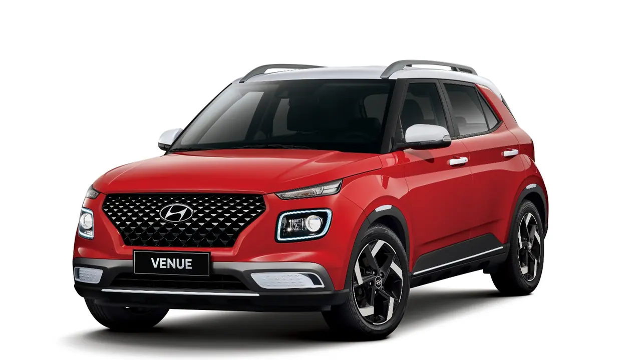 എട്ടുലക്ഷത്തിൽ താഴെ വിലയുള്ള ഈ ഹ്യുണ്ടായി എസ്യുവിക്ക് ഇപ്പോൾ വൻ വിലക്കിഴിവും എട്ടുലക്ഷത്തിൽ താഴെ വിലയുള്ള ഈ ഹ്യുണ്ടായി എസ്യുവിക്ക് ഇപ്പോൾ വൻ വിലക്കിഴിവും