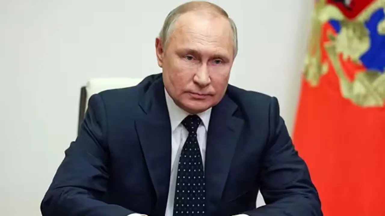 Putin calls BRICS a platform for social and economic development (WATCH)