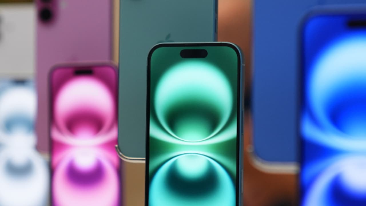 24 എംപി സെല്‍ഫി ക്യാമറ; ഐഫോണ്‍ 17 എയര്‍ ഞെട്ടിക്കും, വില ലീക്കായി 