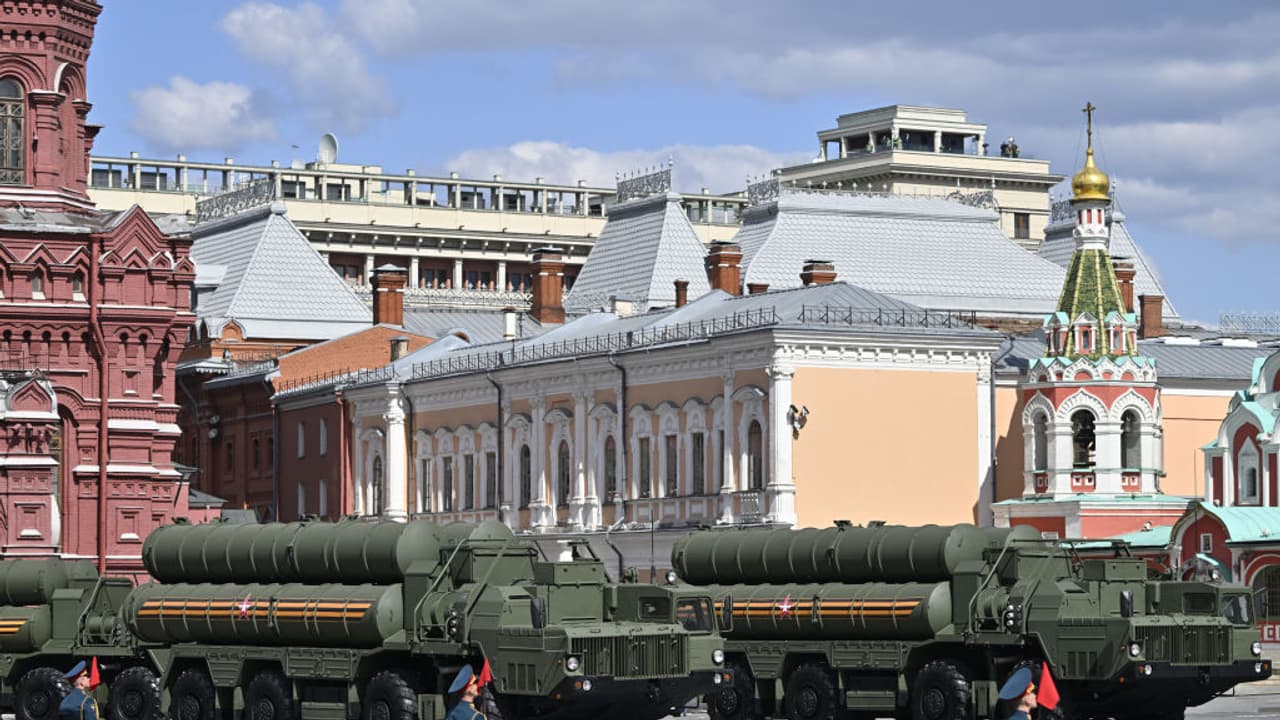 Russia 'fires Intercontinental Ballistic Missile' at Ukraine for first time; key features of ICBM explained Russia 'fires Intercontinental Ballistic Missile' at Ukraine for first time; key features of ICBM explained