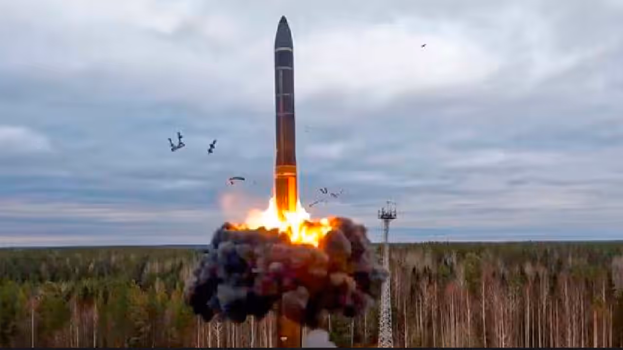 ಜಗತ್ತಿನಲ್ಲೇ ಮೊದಲ ಬಾರಿ ರಷ್ಯಾದಿಂದ ಉಕ್ರೇನ್ ಮೇಲೆ ಖಂಡಾಂತರ ಕ್ಷಿಪಣಿ ದಾಳಿ! ಏನಿದು ICBM?