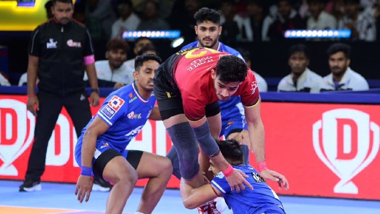 11ನೇ ಪ್ರೊ ಕಬಡ್ಡಿ: 11ನೇ ಸೋಲುಂಡ ಕೊನೆಯ ಸ್ಥಾನಕ್ಕೆ ಜಾರಿದ ಬೆಂಗಳೂರು ಬುಲ್ಸ್‌!