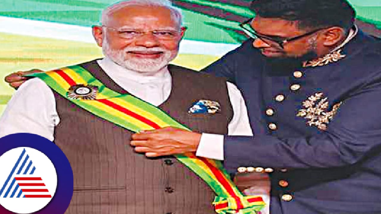 5 ದಿನ ಪ್ರಯಾಣ, 4 ದೇಶಗಳ ಭೇಟಿ, 3 ದೇಶಗಳಿಂದ ಅತ್ಯುನ್ನತ ನಾಗರಿಕ ಪ್ರಶಸ್ತಿ! ಮೋದಿ ವರ್ಲ್ಡ್ ಲೀಡರ್ ಆಗಿದ್ದು ಹೇಗೆ?