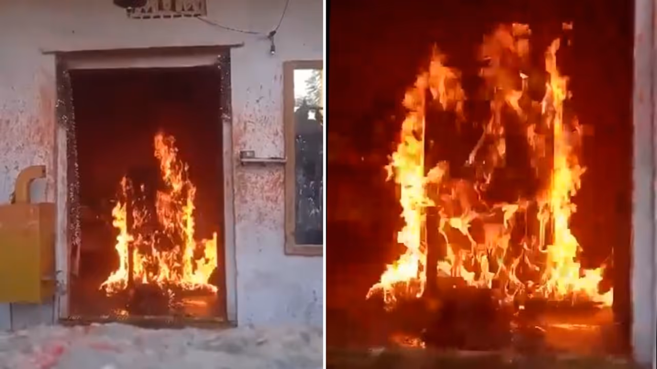 Telangana: Fire engulfs Amareswara Swamy Temple, priest alleges deliberate act (WATCH) Telangana: Fire engulfs Amareswara Swamy Temple, priest alleges deliberate act (WATCH)