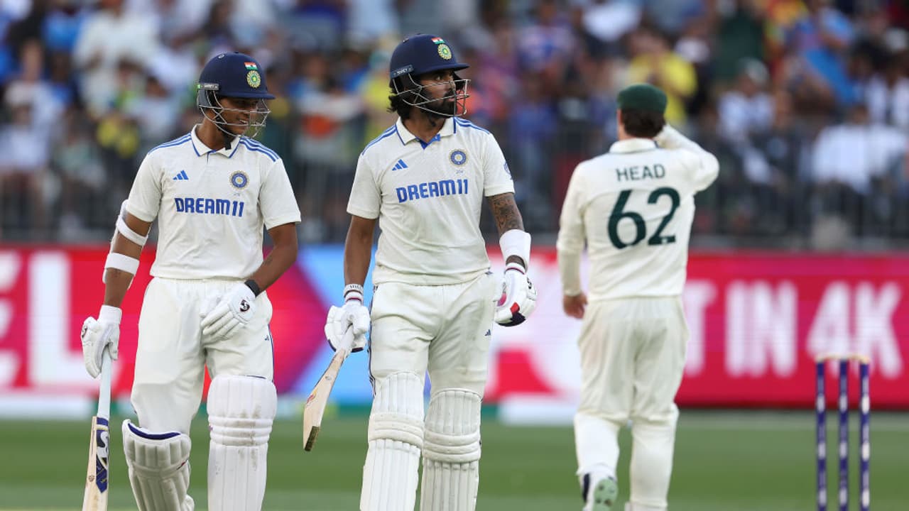 ഇന്ത്യയുടെ ടെസ്റ്റ് ചരിത്രത്തിലാദ്യം; പെര്‍ത്തില്‍ അപൂര്‍വ റെക്കോര്‍ഡുമായി രാഹുല്‍ ജയ്സ്വാള്‍ സഖ്യം