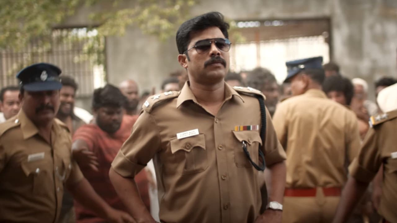 തമിഴിലും തിളങ്ങാന് ഷറഫുദ്ദീന്; 'സൊര്ഗവാസല്' ട്രെയ്ലര് തമിഴിലും തിളങ്ങാന് ഷറഫുദ്ദീന്; 'സൊര്ഗവാസല്' ട്രെയ്ലര്