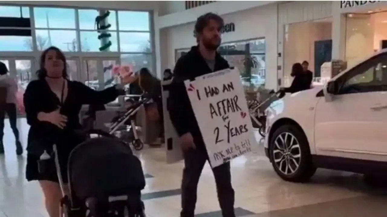 ಗರ್ಭಿಣಿಯಾಗಿದ್ದ ವೇಳೆ ಮೋಸ ಮಾಡಿದ ಗಂಡ: ಪತ್ನಿ ಏನ್ ಮಾಡಿದ್ಲು ನೋಡಿ: ವೀಡಿಯೋ ಗರ್ಭಿಣಿಯಾಗಿದ್ದ ವೇಳೆ ಮೋಸ ಮಾಡಿದ ಗಂಡ: ಪತ್ನಿ ಏನ್ ಮಾಡಿದ್ಲು ನೋಡಿ: ವೀಡಿಯೋ