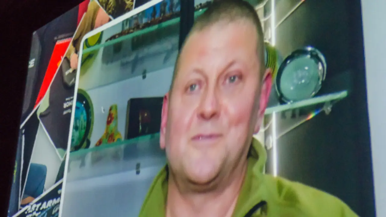 മൂന്നാം ലോകമഹായുദ്ധം തുടങ്ങി, ഉത്തര കൊറിയയും ചൈനയും ഇറാനും റഷ്യയ്ക്കൊപ്പം: യുക്രൈൻ മുൻ സൈനിക മേധാവി മൂന്നാം ലോകമഹായുദ്ധം തുടങ്ങി, ഉത്തര കൊറിയയും ചൈനയും ഇറാനും റഷ്യയ്ക്കൊപ്പം: യുക്രൈൻ മുൻ സൈനിക മേധാവി