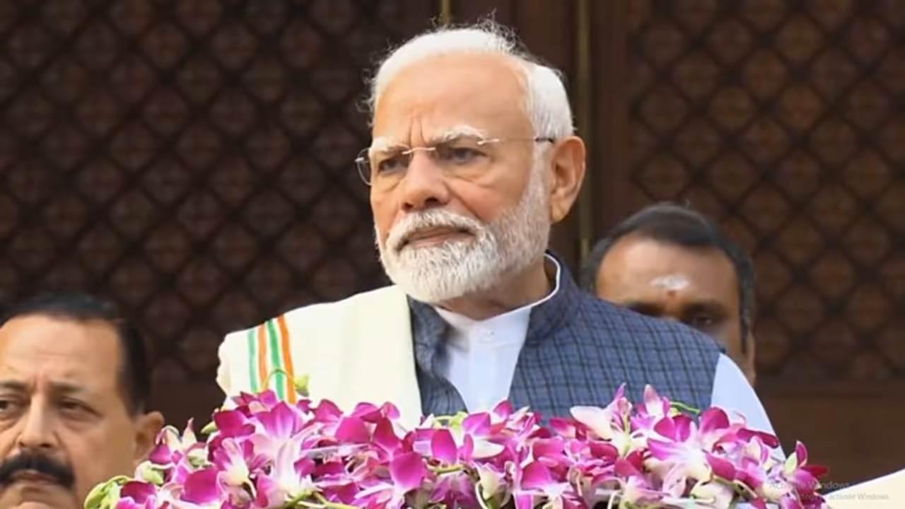 Those rejected by people trying to control Parliament: PM Modi's sharp jibe ahead of Winter Session (WATCH)