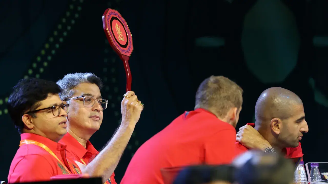 2025ರ ಐಪಿಎಲ್‌ಗೆ ದೇಸಿ ‘ಸಿಕ್ಸರ್‌ ಮಷಿನ್‌’ಗಳ ಆಯ್ಕೆ! ಈ ಇಬ್ಬರು ಆಟಗಾರರ ಮೇಲೆ ಕಣ್ಣಿಡಿ!