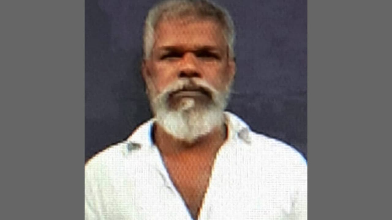 ഇരട്ടക്കൊല കേസിൽ ജീവപര്യന്തം ശിക്ഷ അനുഭവിക്കുന്നതിനിടെ ഹ്യദയാഘാതം, 64കാരൻ മരിച്ചു ഇരട്ടക്കൊല കേസിൽ ജീവപര്യന്തം ശിക്ഷ അനുഭവിക്കുന്നതിനിടെ ഹ്യദയാഘാതം, 64കാരൻ മരിച്ചു