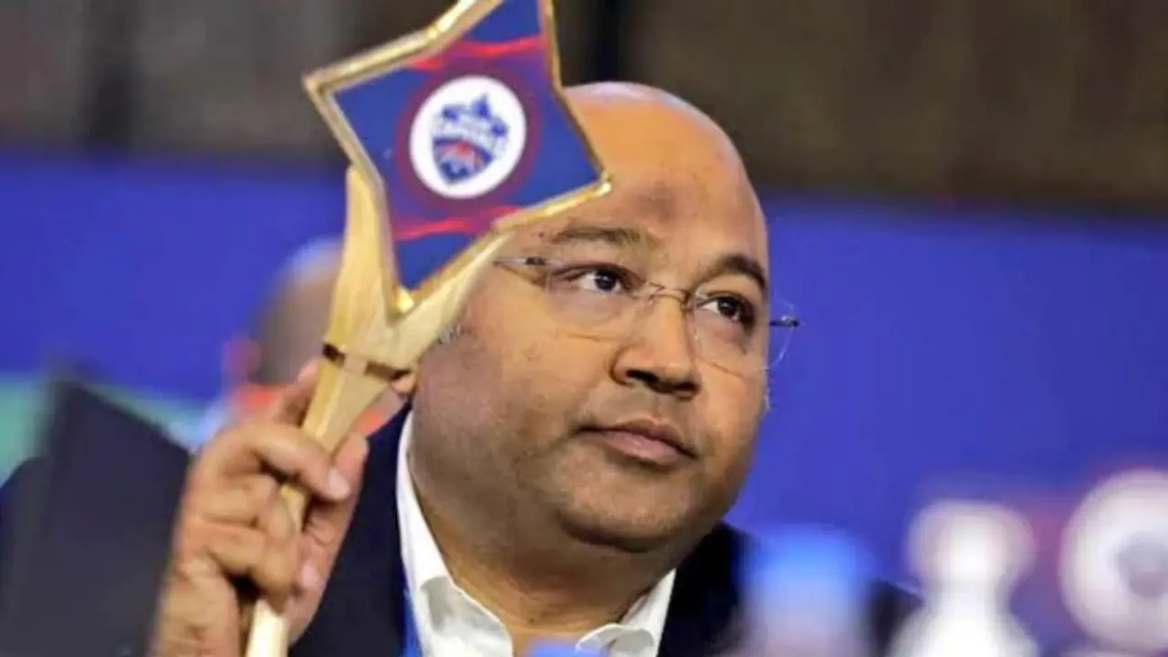 'ಚಾಣಕ್ಯನಿಗಿಂತ ಮಾಸ್ಟರ್ಮೈಂಡ್..' ಡೆಲ್ಲಿ ಮಾಲೀಕ ಸೋಶಿಯಲ್ ಮೀಡಿಯಾದಲ್ಲಿ ಫುಲ್ ಟ್ರೆಂಡ್! 'ಚಾಣಕ್ಯನಿಗಿಂತ ಮಾಸ್ಟರ್ಮೈಂಡ್..' ಡೆಲ್ಲಿ ಮಾಲೀಕ ಸೋಶಿಯಲ್ ಮೀಡಿಯಾದಲ್ಲಿ ಫುಲ್ ಟ್ರೆಂಡ್!