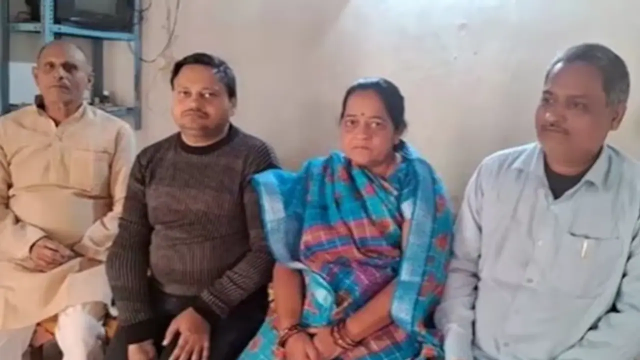 This post office cleark cracked BPSC exam with AIR 9 after years of hard work