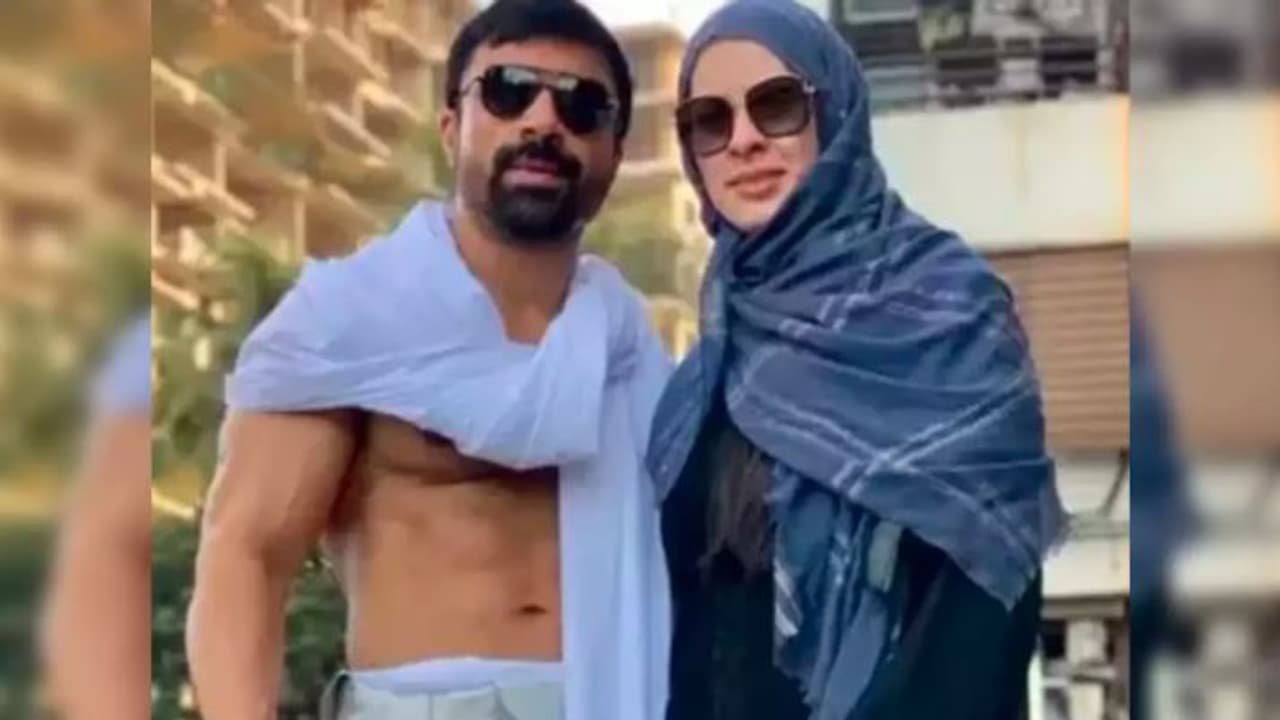 ಡ್ರಗ್ಸ್ ಪ್ರಕರಣದಲ್ಲಿ ಬಿಗ್ಬಾಸ್ ಮಾಜಿ ಸ್ಪರ್ಧಿ ಅಜಾಜ್ ಖಾನ್ ಪತ್ನಿಯ ಬಂಧನ ಡ್ರಗ್ಸ್ ಪ್ರಕರಣದಲ್ಲಿ ಬಿಗ್ಬಾಸ್ ಮಾಜಿ ಸ್ಪರ್ಧಿ ಅಜಾಜ್ ಖಾನ್ ಪತ್ನಿಯ ಬಂಧನ