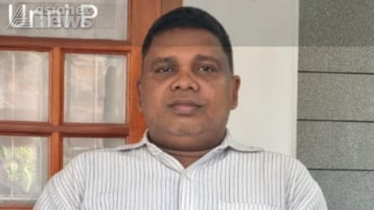 11 മാസമായി ശമ്പളമില്ലെന്ന് ബന്ധുക്കൾ; ട്രാക്കോ കേബിൾ കമ്പനി ജീവനക്കാരനെ മരിച്ച നിലയിൽ കണ്ടെത്തി 11 മാസമായി ശമ്പളമില്ലെന്ന് ബന്ധുക്കൾ; ട്രാക്കോ കേബിൾ കമ്പനി ജീവനക്കാരനെ മരിച്ച നിലയിൽ കണ്ടെത്തി