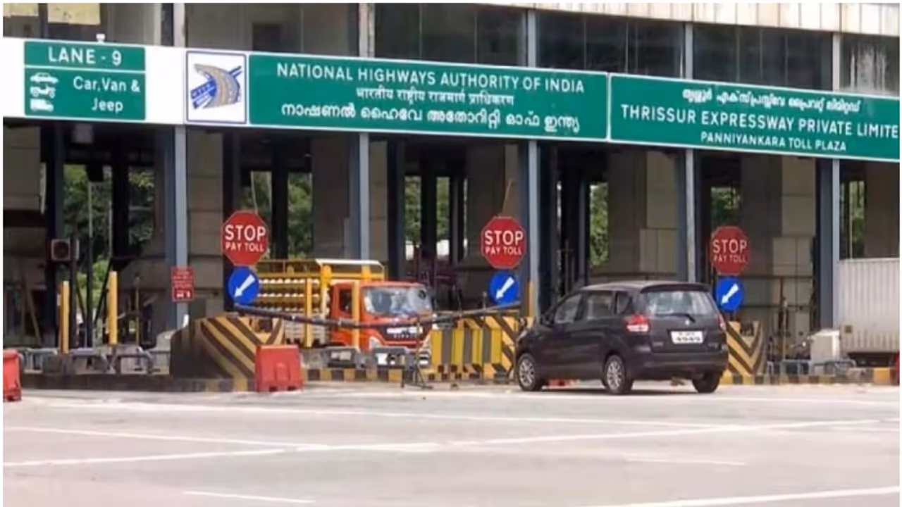 പന്നിയങ്കര ടോൾ പ്ലാസയിൽ പ്രദേശവാസികളിൽ നിന്നും ടോൾ പിരിക്കാനൊരുങ്ങി കരാർ കമ്പനി