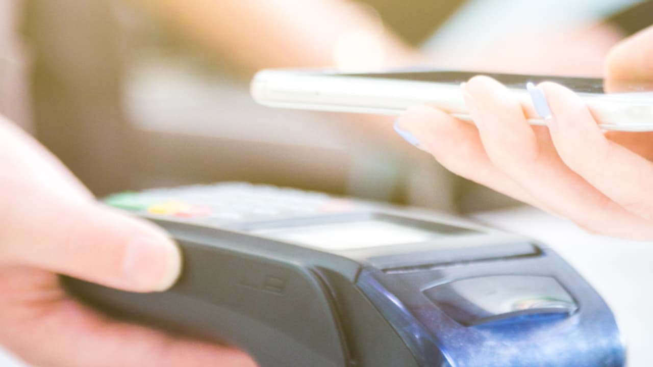 മീറ്റർ റീഡിങ് എടുക്കുമ്പോൾത്തന്നെ ബില്ലടയ്ക്കാം; സ്പോട്ട് ബിൽ പെയ്മെന്റ് പരീക്ഷണം വൻവിജയമെന്ന് കെഎസ്ഇബി മീറ്റർ റീഡിങ് എടുക്കുമ്പോൾത്തന്നെ ബില്ലടയ്ക്കാം; സ്പോട്ട് ബിൽ പെയ്മെന്റ് പരീക്ഷണം വൻവിജയമെന്ന് കെഎസ്ഇബി