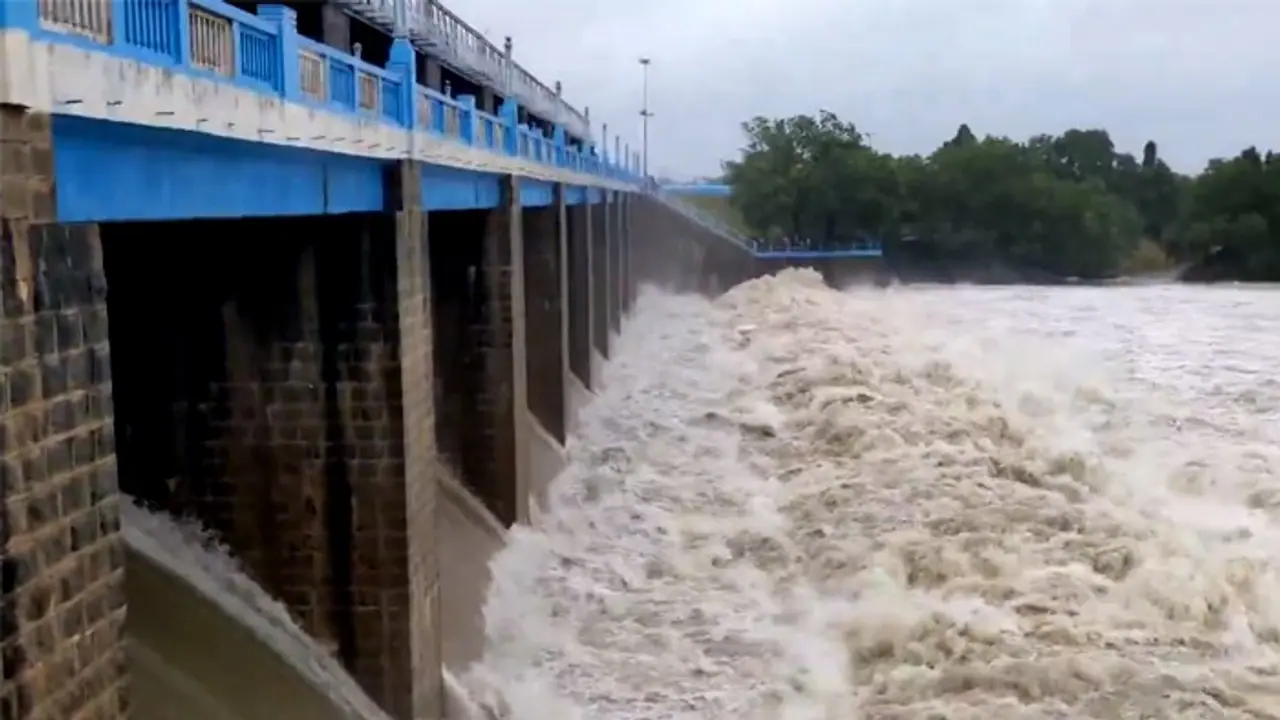Cyclone Fengal update: Tamil Nadu's Veedur Dam overflows, over 10 villages in flood risk (WATCH)