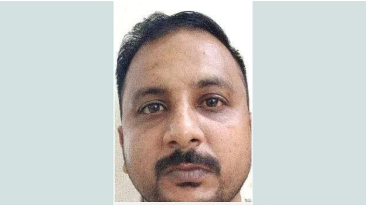 മുരിക്കുംമൂട്ടിലെ ഇൻഷാ ട്രാവൽസ് രണ്ടാംകുറ്റിയിൽ സഫിയ ട്രാവൽസായി; വാഗ്ദാനം അർമേനിയയിൽ ജോലി, ഏജൻസി ഉടമ അറസ്റ്റിൽ മുരിക്കുംമൂട്ടിലെ ഇൻഷാ ട്രാവൽസ് രണ്ടാംകുറ്റിയിൽ സഫിയ ട്രാവൽസായി; വാഗ്ദാനം അർമേനിയയിൽ ജോലി, ഏജൻസി ഉടമ അറസ്റ്റിൽ