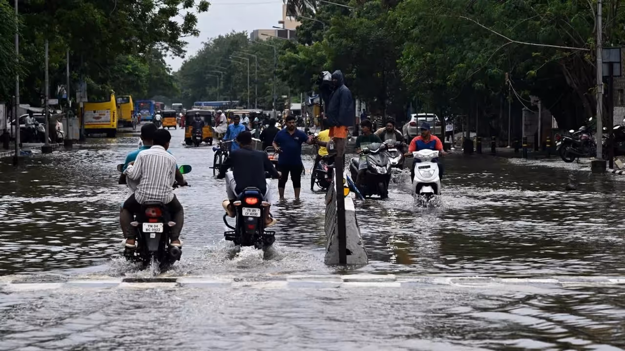 Kerala weather: IMD predicts thunderstorms and rain today, low pressure likely to form over Bay of Bengal