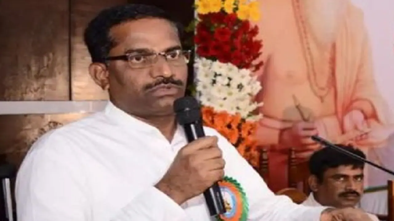 ಮಂಡ್ಯ: ಮತ್ತೆ ಸನ್ಯಾಸ ದೀಕ್ಷೆಯತ್ತ ಅಪರ ಜಿಲ್ಲಾಧಿಕಾರಿ ನಾಗರಾಜು 