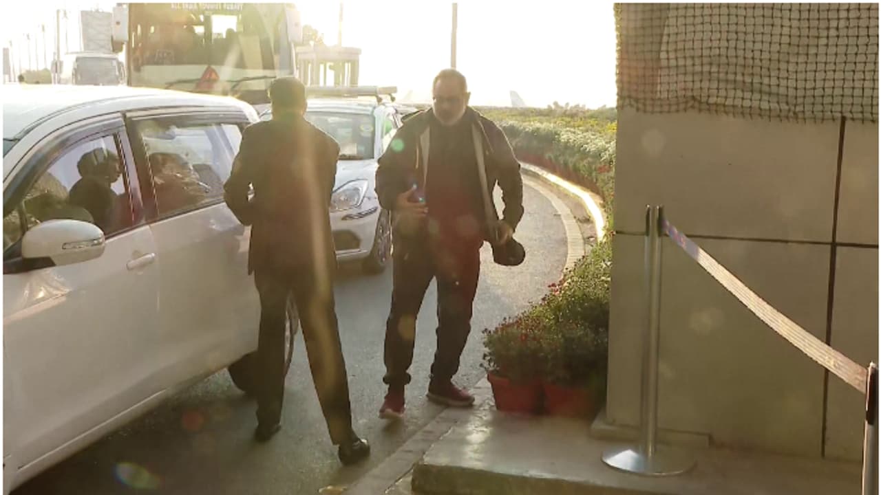 ഇന്ത്യൻ പ്രതിനിധി സംഘം വത്തിക്കാനിലേക്ക് തിരിച്ചു; മാർപ്പാപ്പയെ സന്ദർശിക്കുമെന്ന് രാജീവ് ചന്ദ്രശേഖർ ഇന്ത്യൻ പ്രതിനിധി സംഘം വത്തിക്കാനിലേക്ക് തിരിച്ചു; മാർപ്പാപ്പയെ സന്ദർശിക്കുമെന്ന് രാജീവ് ചന്ദ്രശേഖർ