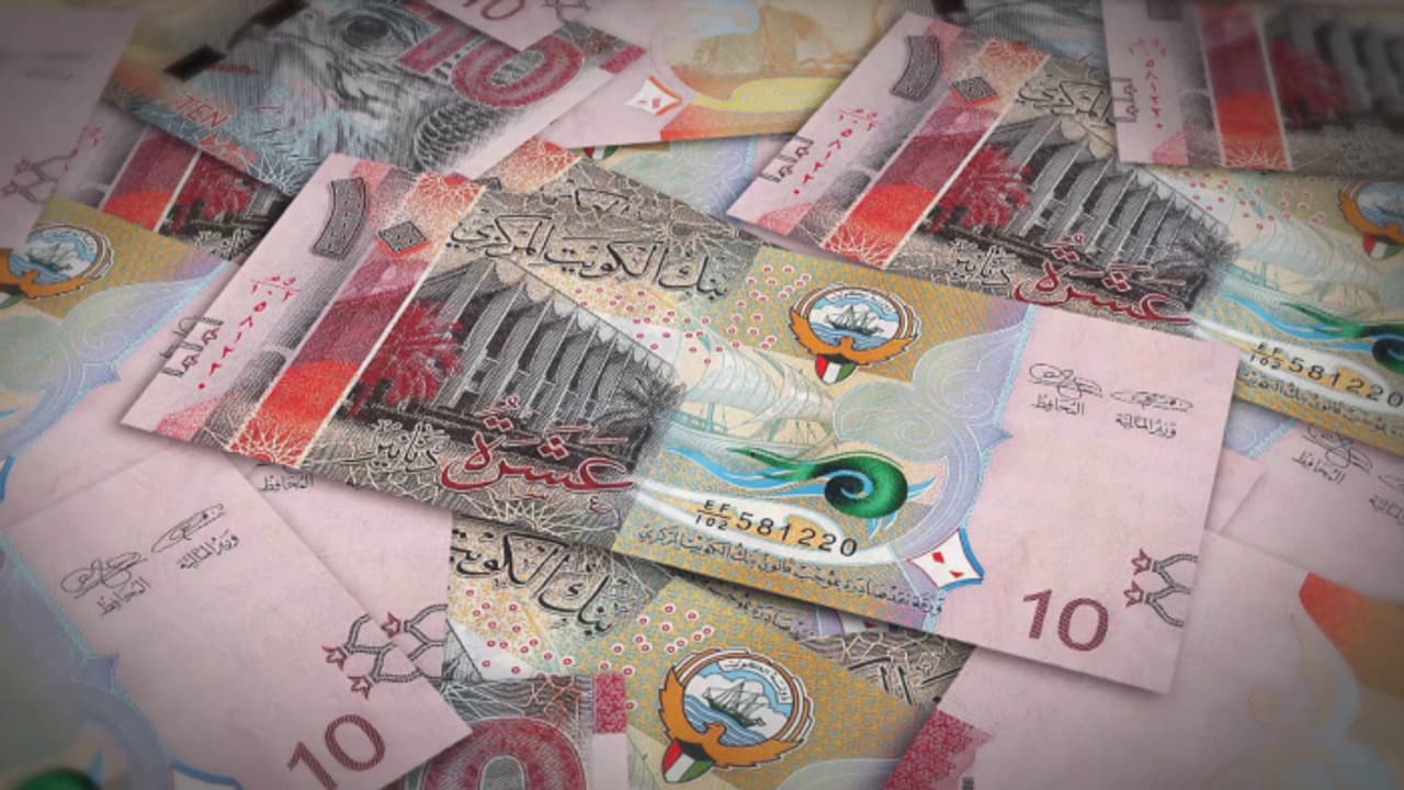 കുവൈത്ത് ലോൺ തട്ടിപ്പ് മലയാളികളുടെ സൽപ്പേരിനെ കളങ്കപ്പെടുത്തി, പൊലീസ് നടപടികളിൽ പ്രതീക്ഷ: ബാങ്ക് അധികൃതർ കുവൈത്ത് ലോൺ തട്ടിപ്പ് മലയാളികളുടെ സൽപ്പേരിനെ കളങ്കപ്പെടുത്തി, പൊലീസ് നടപടികളിൽ പ്രതീക്ഷ: ബാങ്ക് അധികൃതർ