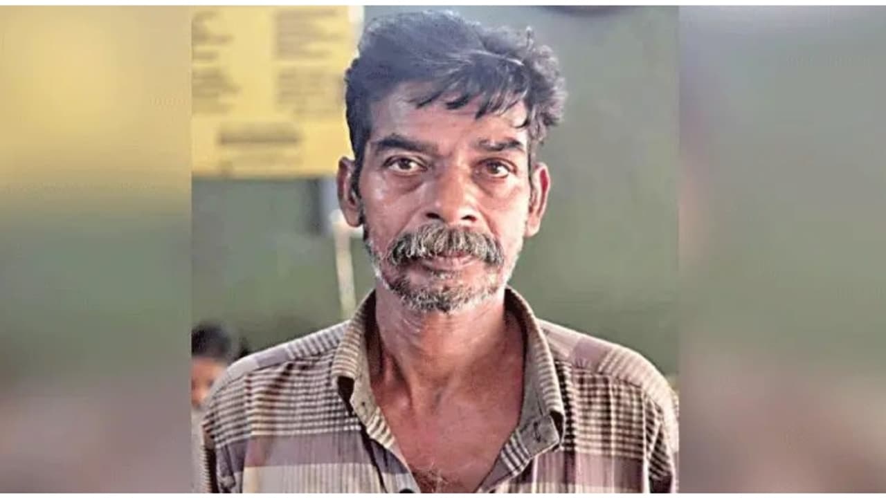 1999ൽ വീടുകളിൽ കയറി സ്ത്രീകൾക്കെതിരെ അതിക്രമം നടത്തി; ഒളിവിൽ കഴിഞ്ഞത് 25 വർഷം, അവസാനം പ്രതിയെ പൊക്കി പൊലീസ്