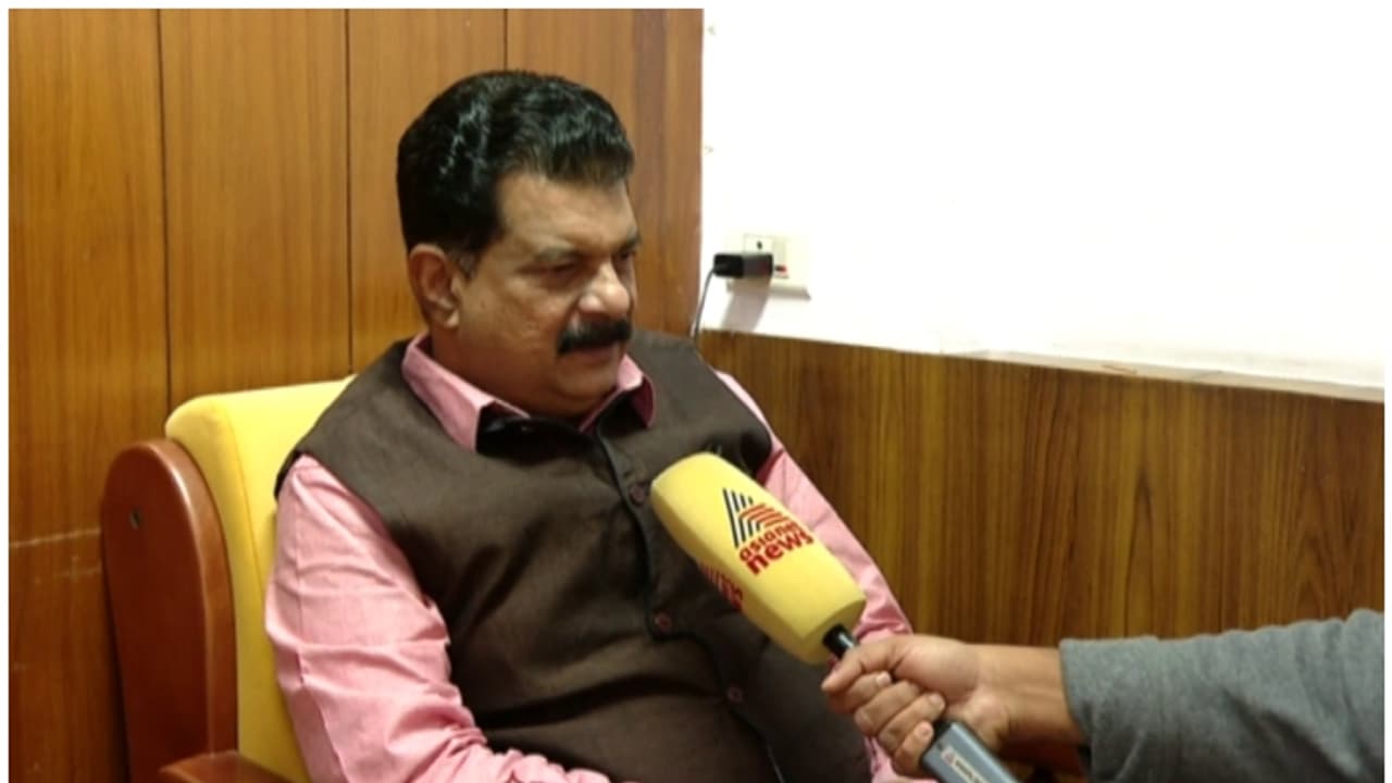  'ഡിഎംകെ സഖ്യനീക്കം പിണറായി തകർത്തു', ഇനി തൃണമൂലിലേക്കെന്ന് പിവി അൻവർ 