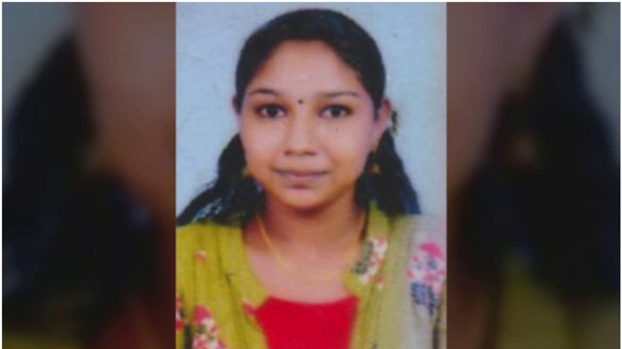 നെടുമങ്ങാട് ഐടിഐ വിദ്യാർത്ഥിനി നമിതയുടെ മരണം; പ്രതിശ്രുത വരൻ സന്ദീപ് പൊലീസ് കസ്റ്റഡിയിൽ നെടുമങ്ങാട് ഐടിഐ വിദ്യാർത്ഥിനി നമിതയുടെ മരണം; പ്രതിശ്രുത വരൻ സന്ദീപ് പൊലീസ് കസ്റ്റഡിയിൽ