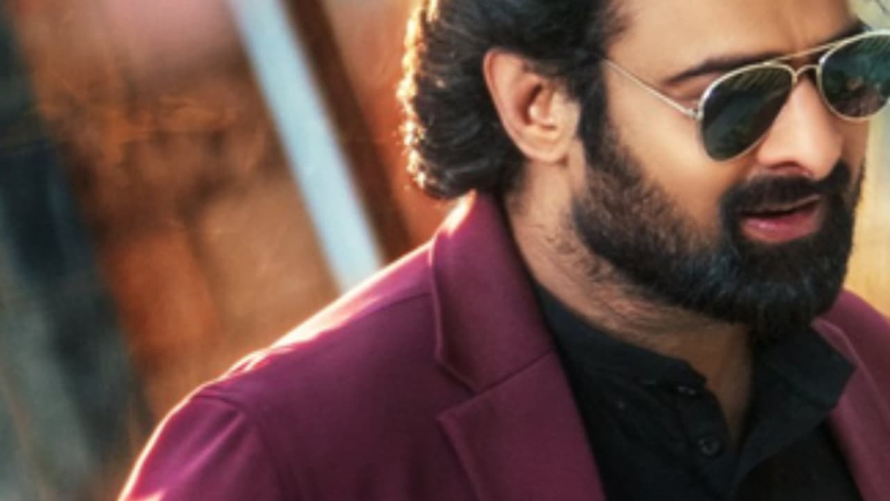 ദ രാജാ സാബുമായി പ്രഭാസ്, ചിത്രത്തിന്റെ ഗാനത്തിന്റെ അപ്ഡേറ്റ് ദ രാജാ സാബുമായി പ്രഭാസ്, ചിത്രത്തിന്റെ ഗാനത്തിന്റെ അപ്ഡേറ്റ്