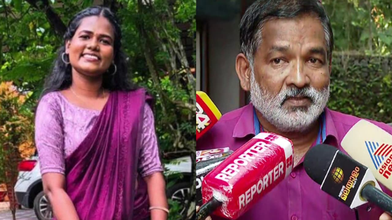 'സൈക്യാട്രി അധ്യാപകൻ രണ്ട് മണിക്കൂറിലധികം കുറ്റവിചാരണ ചെയ്തു'; അമ്മുവിന്‍റെ മരണത്തിൽ അധ്യാപകനെതിരെ കുടുംബം