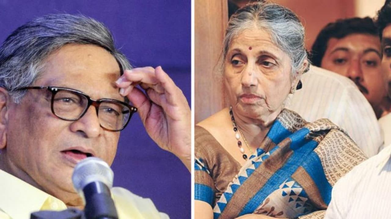 SM Krishna passes away: 'ಸಾರ್ವಜನಿಕವಾಗಿ ಡೈವೋರ್ಸ್ ಕೊಟ್ಟಾಗಿದೆ, ಇನ್ಯಾಕೆ ಮಾತು..' ಎಂದಿದ್ದರು ಪತ್ನಿ ಪ್ರೇಮಾ ಕೃಷ್ಣ! SM Krishna passes away: 'ಸಾರ್ವಜನಿಕವಾಗಿ ಡೈವೋರ್ಸ್ ಕೊಟ್ಟಾಗಿದೆ, ಇನ್ಯಾಕೆ ಮಾತು..' ಎಂದಿದ್ದರು ಪತ್ನಿ ಪ್ರೇಮಾ ಕೃಷ್ಣ!