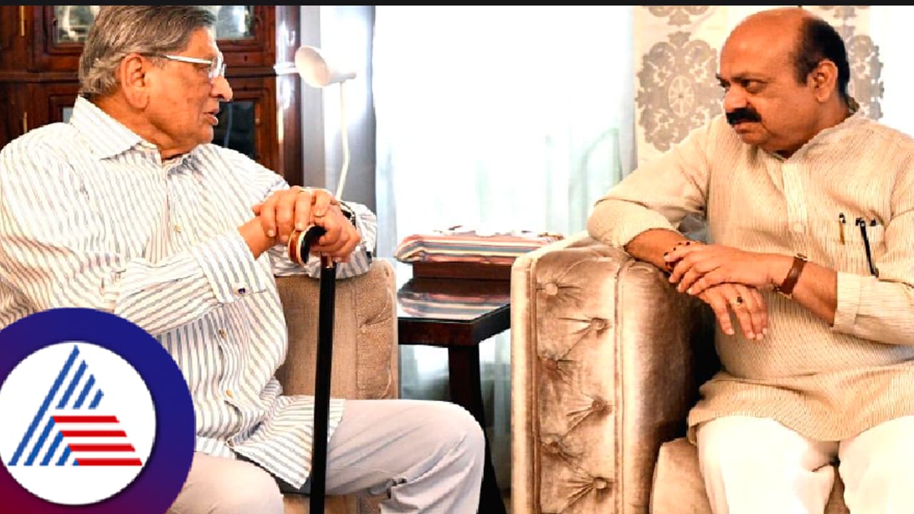 ಎಸ್.ಎಂ.ಕೃಷ್ಣ: ತಾಳಿದವನು ಬಾಳಿಯಾನು ಎಂಬುದಕ್ಕೆ ನಿದರ್ಶನ ಬಸವರಾಜ ಬೊಮ್ಮಾಯಿ ಎಸ್.ಎಂ.ಕೃಷ್ಣ: ತಾಳಿದವನು ಬಾಳಿಯಾನು ಎಂಬುದಕ್ಕೆ ನಿದರ್ಶನ ಬಸವರಾಜ ಬೊಮ್ಮಾಯಿ