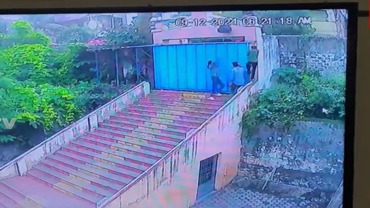 Inspired by Lucky Baskhar movie, four Class 9 students flee hostel in Andhra's Visakhapatnam (WATCH)