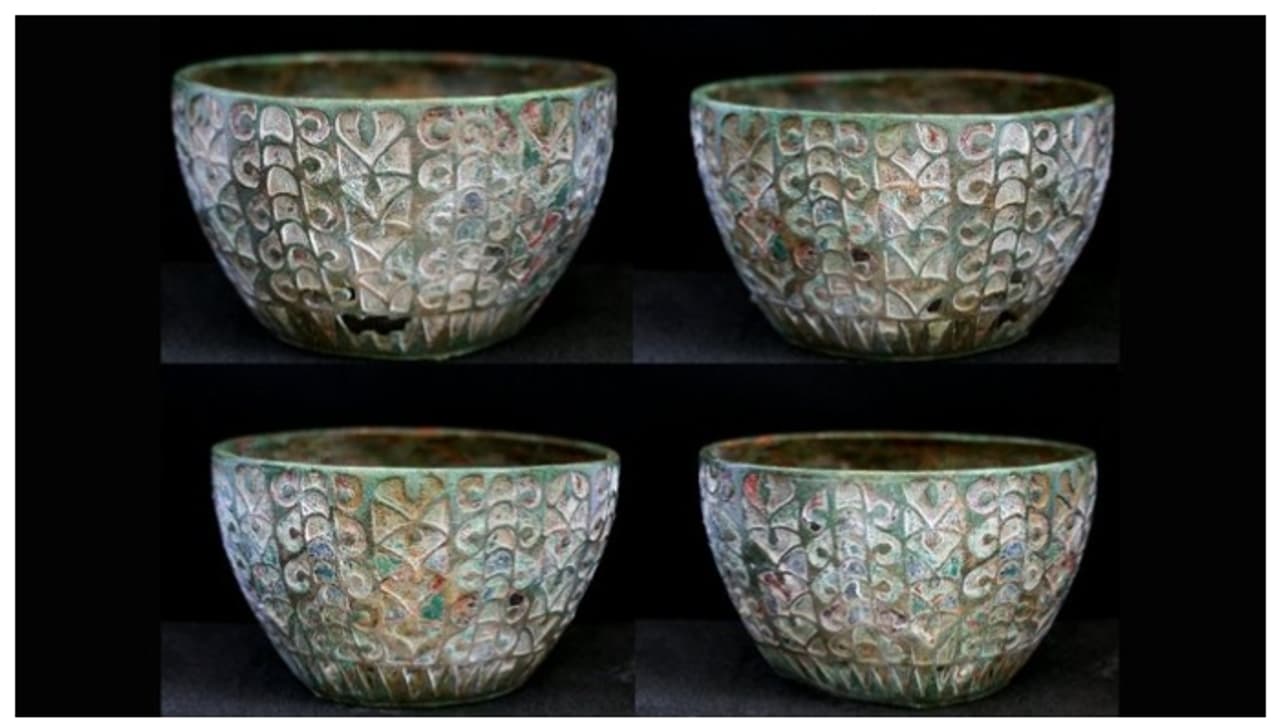 രഹസ്യ ചുരുളഴിയുമോ; 1,500 വർഷം മുമ്പ് അടക്കിയ പെൺകുട്ടിയുടെ ശവക്കല്ലറയിൽ പന്നിക്കൊഴുപ്പ് അടങ്ങിയ പിഞ്ഞാണങ്ങൾ 