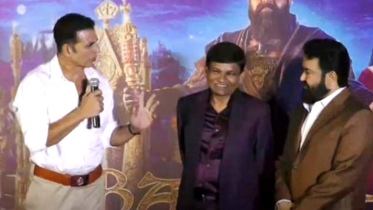 'ആ സിനിമയിൽ അങ്ങ് വില്ലനായിരുന്നില്ലേ? ഞാൻ കണ്ടിട്ടുണ്ട്'; 'ബറോസ്' ട്രെയ്‍ലർ ലോഞ്ച് വേദിയിൽ അക്ഷയ് കുമാർ