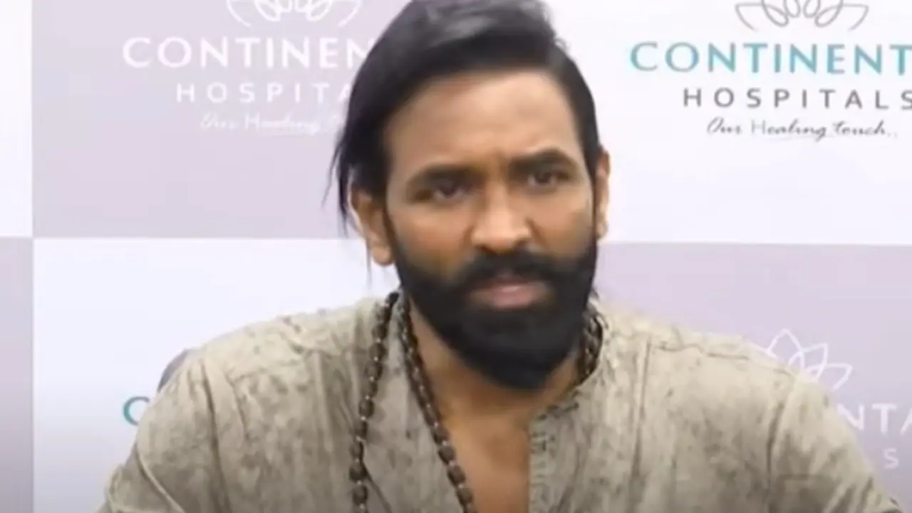 మోహన్బాబు చేసిన దాడికి మంచు విష్ణు వివరణ, తమ్ముడు మనోజ్ గురించి ఆయన ఏం చెప్పాడంటే? మోహన్బాబు చేసిన దాడికి మంచు విష్ణు వివరణ, తమ్ముడు మనోజ్ గురించి ఆయన ఏం చెప్పాడంటే?