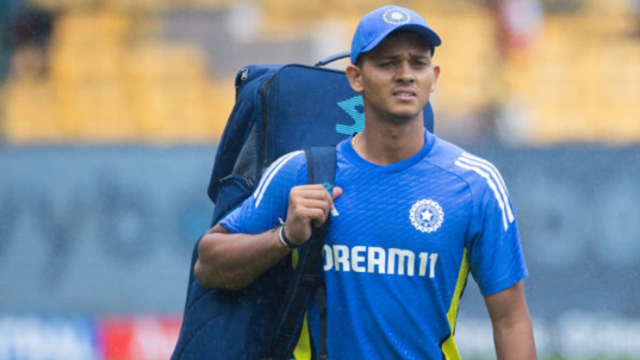  വീണ്ടും മലക്കം മറിഞ്ഞ് യശസ്വി ജയ്സ്വാള്‍, അടുത്ത സീസണില്‍ ഗോവയിലേക്കില്ല; മുംബൈയില്‍ തുടരാന്‍ താല്‍പര്യം