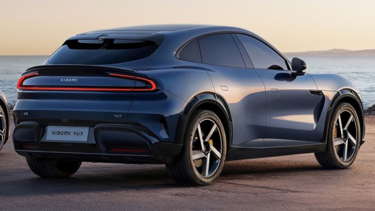 ഒറ്റ ചാർജ്ജിൽ 800 കിമി! വിസ്ഫോടനത്തിന് തിരികൊളുത്തി ഷവോമി, മൊബൈൽ കമ്പനിയുടെ ആദ്യ എസ്യുവി എത്തി ഒറ്റ ചാർജ്ജിൽ 800 കിമി! വിസ്ഫോടനത്തിന് തിരികൊളുത്തി ഷവോമി, മൊബൈൽ കമ്പനിയുടെ ആദ്യ എസ്യുവി എത്തി