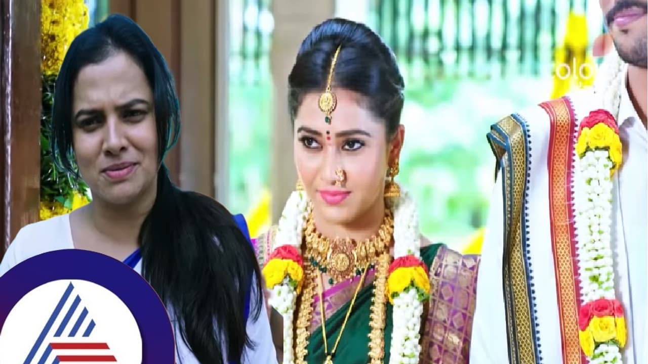 ರುಕ್ಮಿಣಿ ಎಂಟ್ರಿ ಹಿಂದಿದೆ ವೈಶಾಖ ಕೈವಾಡ... ನೆಗೆಟಿವ್ ಪಾತ್ರದಿಂದಾಗಿಯೇ ಸೀರಿಯಲ್ ಬಿಟ್ಟೋದ್ರ ದೇವಿಕಾ ಭಟ್? ರುಕ್ಮಿಣಿ ಎಂಟ್ರಿ ಹಿಂದಿದೆ ವೈಶಾಖ ಕೈವಾಡ... ನೆಗೆಟಿವ್ ಪಾತ್ರದಿಂದಾಗಿಯೇ ಸೀರಿಯಲ್ ಬಿಟ್ಟೋದ್ರ ದೇವಿಕಾ ಭಟ್?