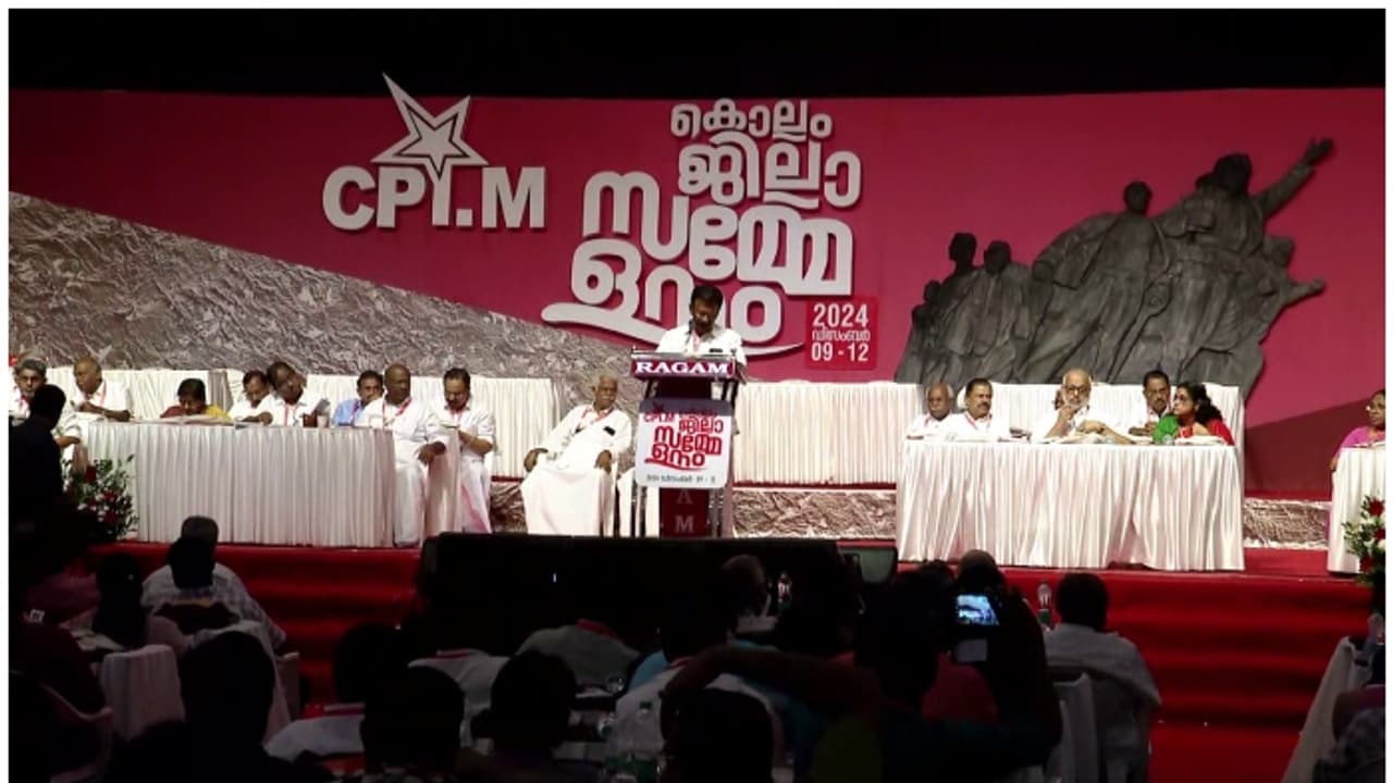 കരുനാഗപ്പള്ളി വിഭാഗീയതയിൽ വടിയെടുത്ത് സിപിഎം; പി ആർ വസന്തനടക്കം 4 പേരെ ജില്ലാ കമ്മറ്റിയിൽ നിന്നും ഒഴിവാക്കി 