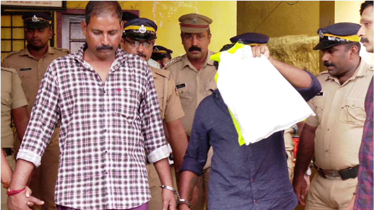 ജെറ്റ് സന്തോഷിനെ കൊലപ്പെടുത്തിയ കേസിൽ വധശിക്ഷ വിധിച്ചു; വെറുതെ വിട്ടപ്പോൾ ​ഗുണ്ടാപ്രവർത്തനം, സോജു അറസ്റ്റിൽ