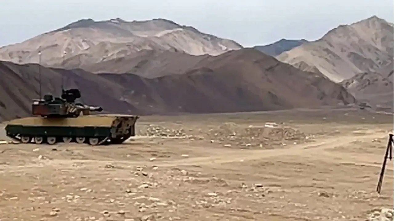 India's light tank Zorawar successfully test fires at 13,000 feet high altitude in Ladakh India's light tank Zorawar successfully test fires at 13,000 feet high altitude in Ladakh